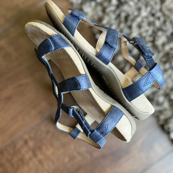 VIONIC Jodie Blue Leather Strappy Sandals Size 6 Women - Picture 3 of 12